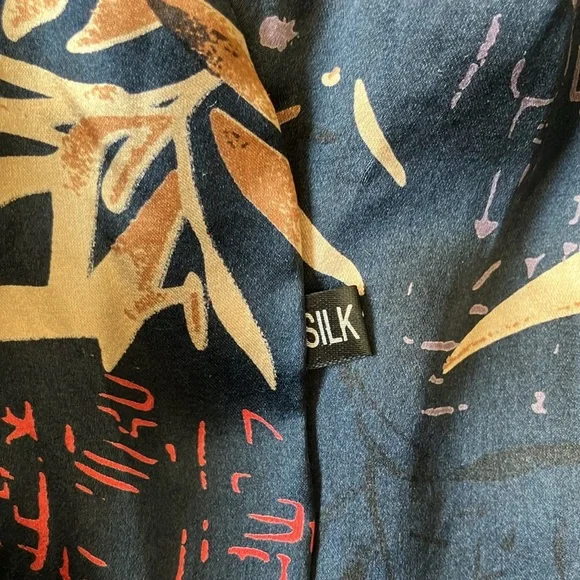 Silk scarf - Picture 3 of 4